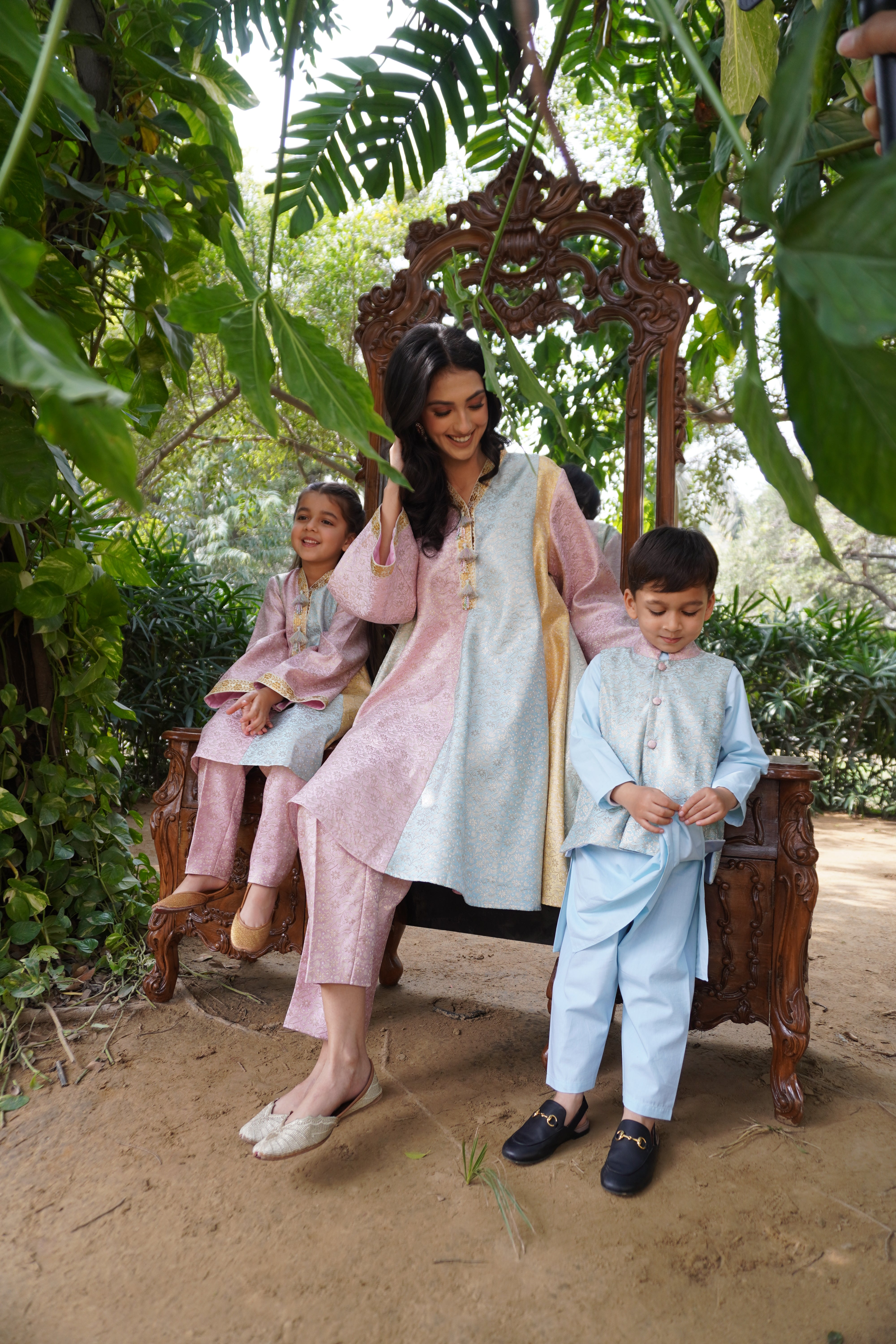 Ishq Sa Kurta Set- Women