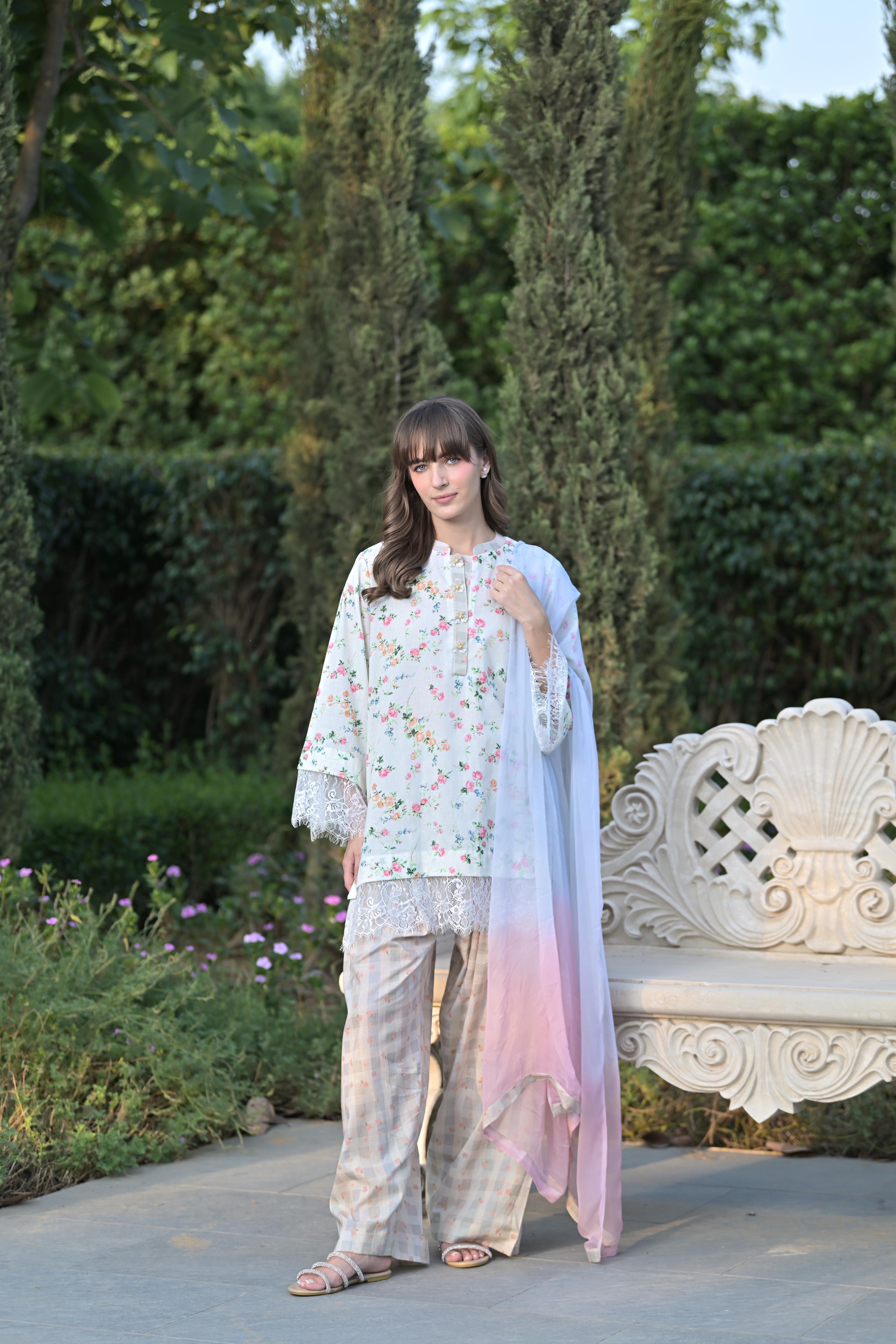 Soft Era Set For Women