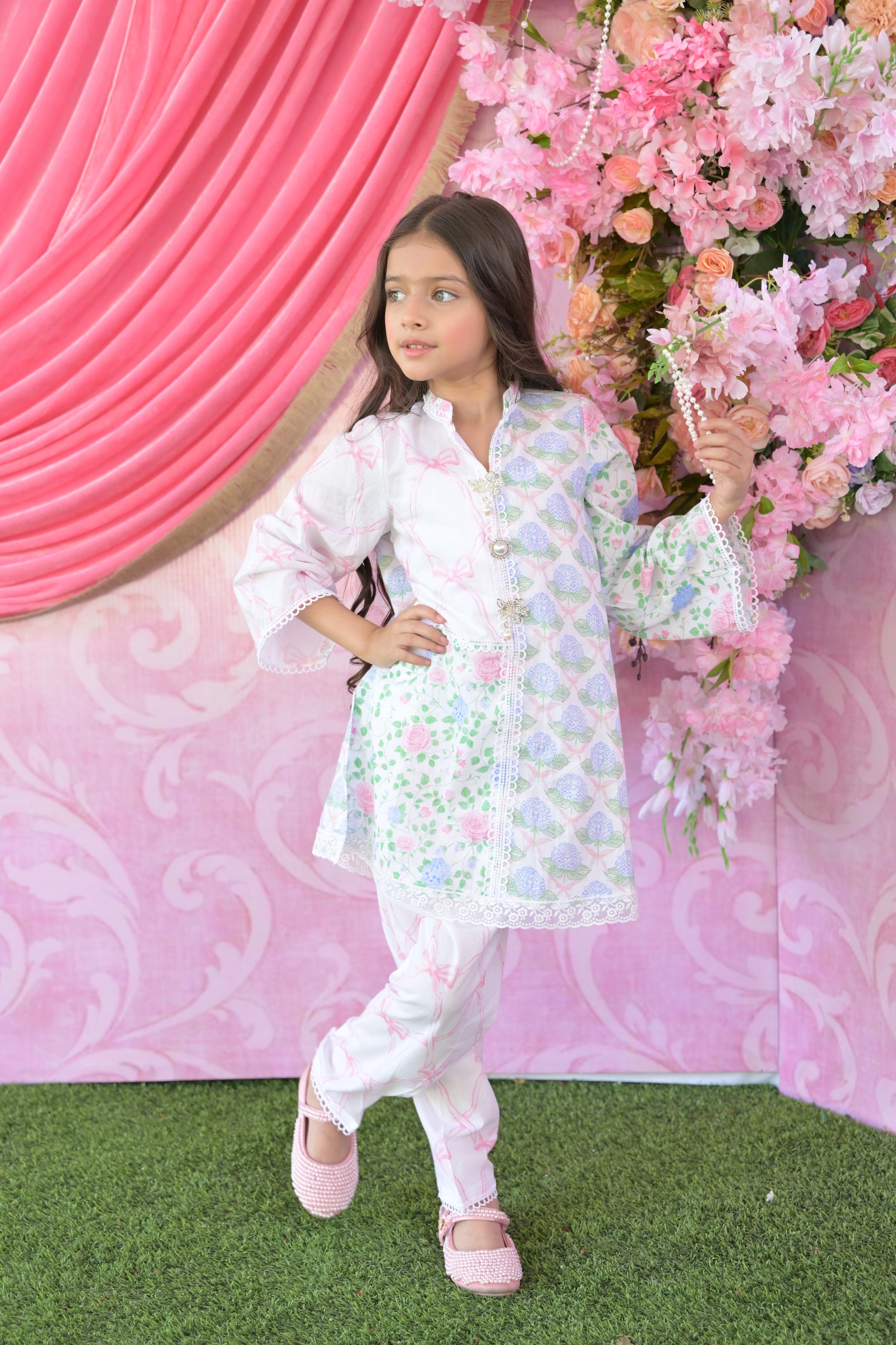 Hydrangeas and Bows Set For Girl