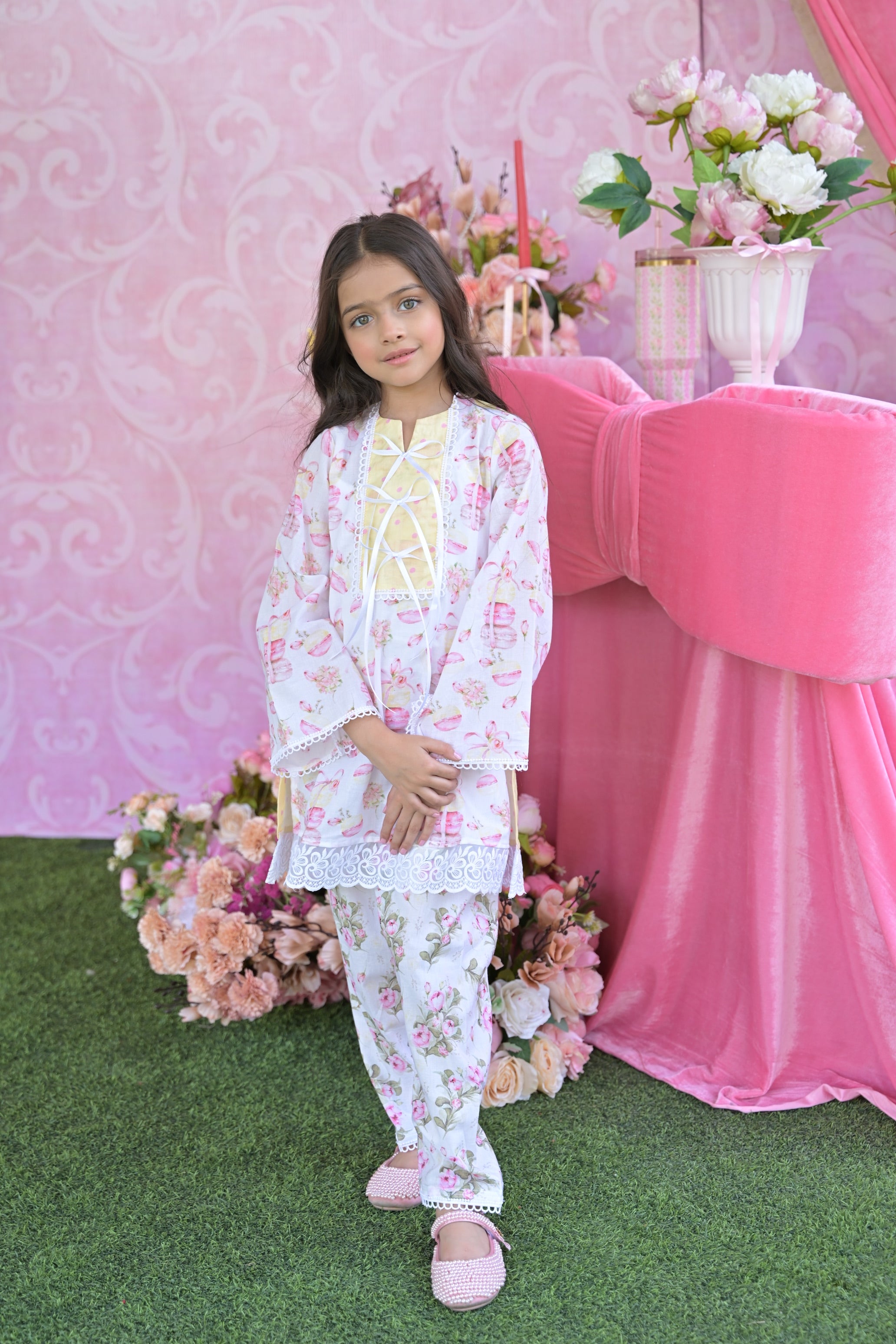 Lemon Macarons Set For Girl