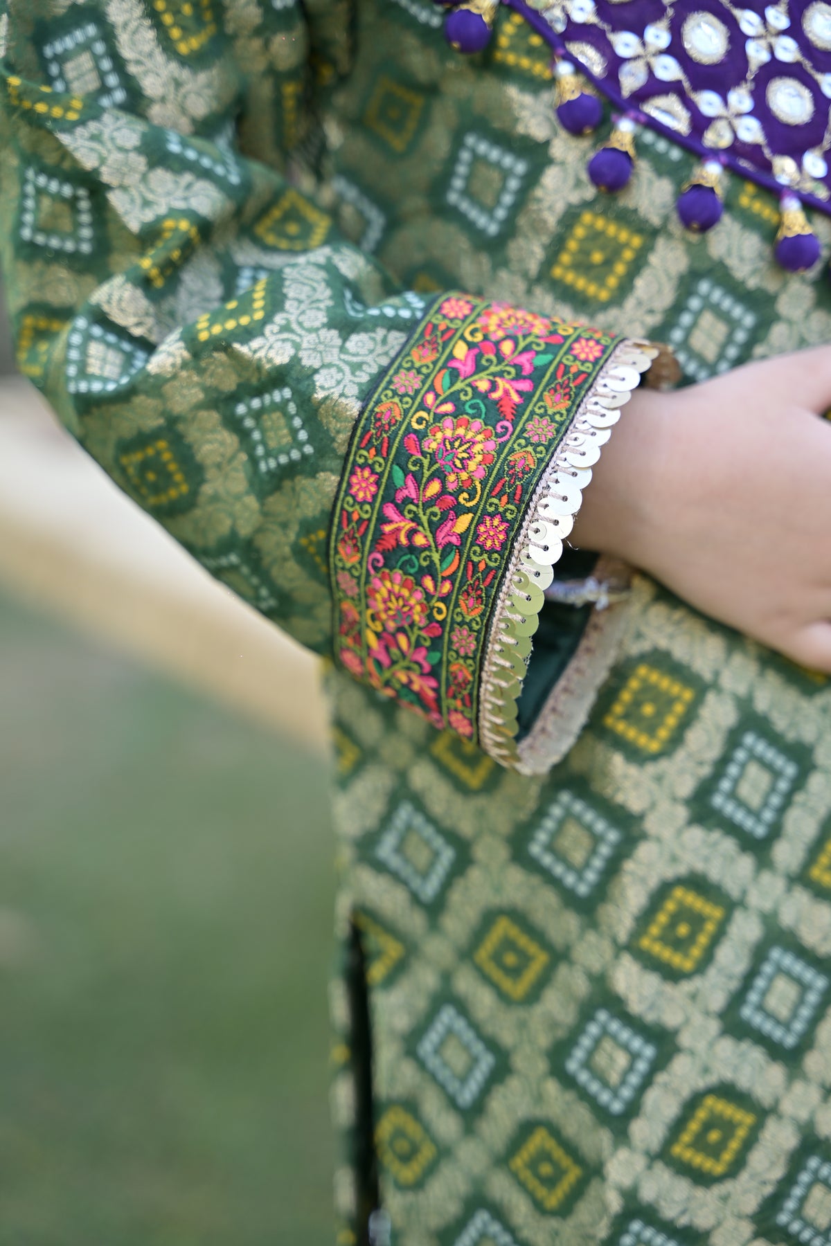 Paan ki Gali Kurta Set for Girl