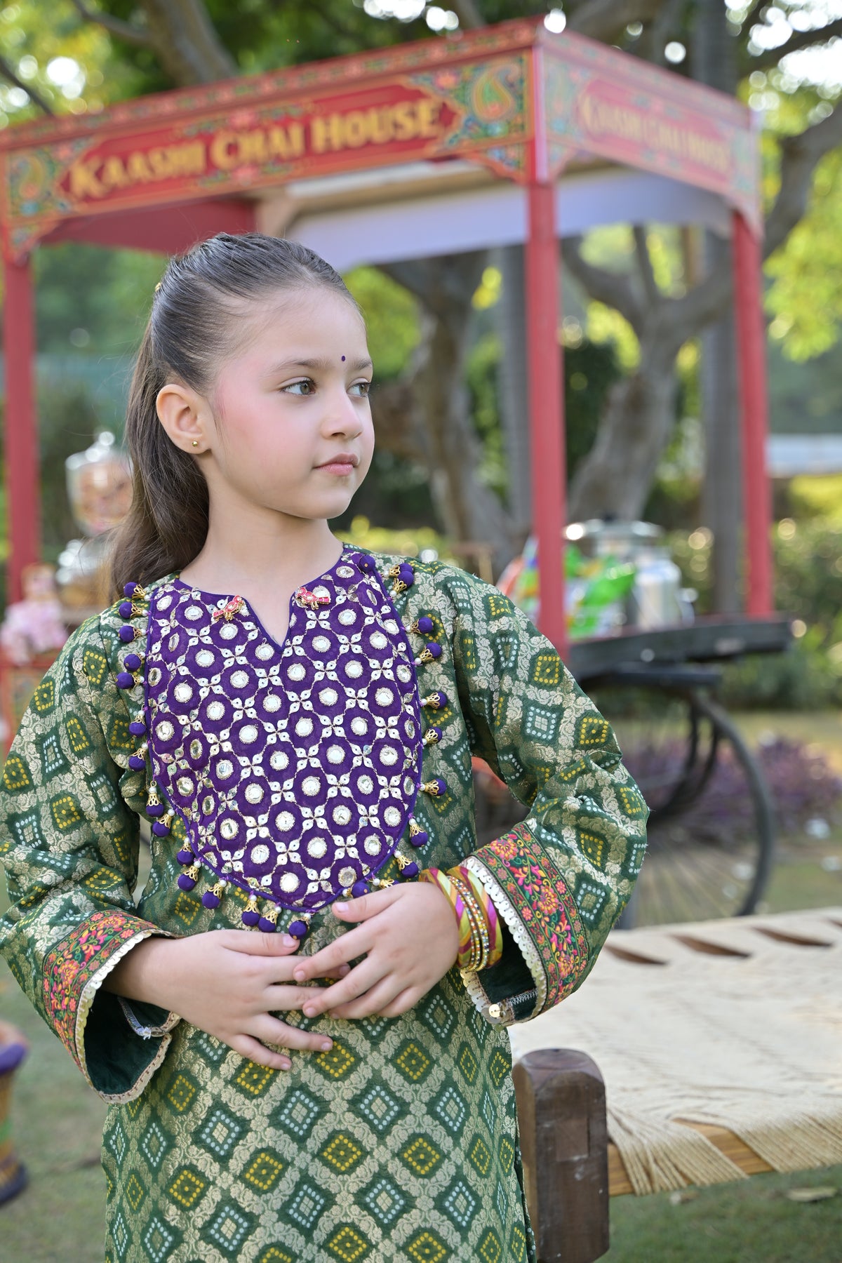 Paan ki Gali Kurta Set for Girl