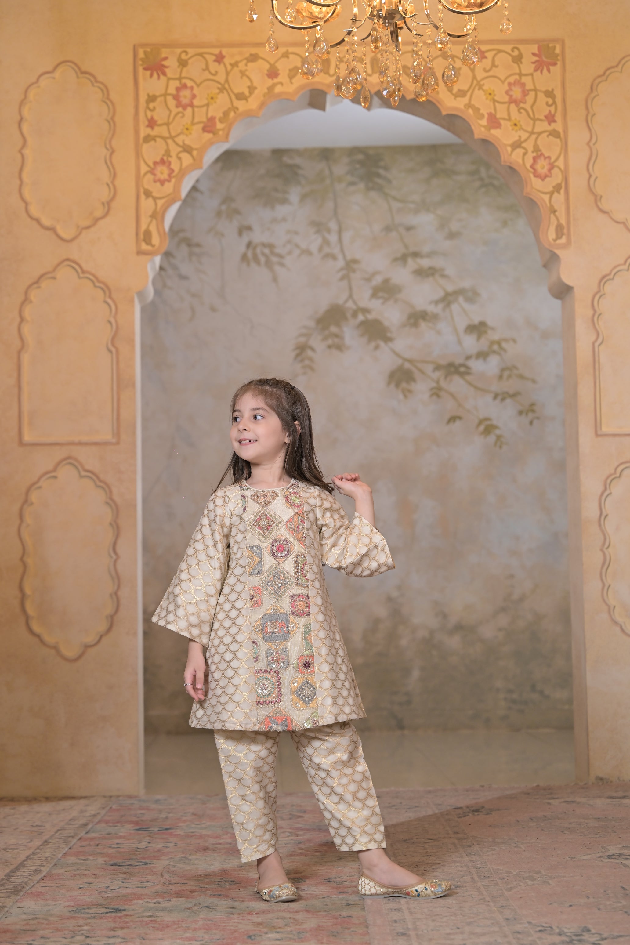 Shahi Kurta Set For Girl